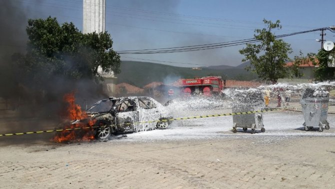 Ünlü rallici Burcu Çetinkaya Bucak’ın aracı yandı