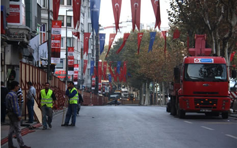 Taksim Meydanı trafiğe kapandı galerisi resim 12