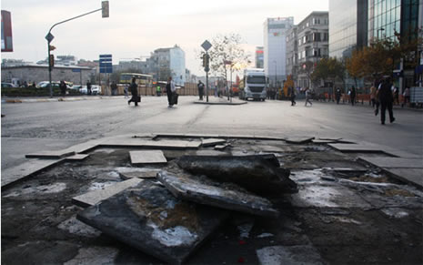 Taksim Meydanı trafiğe kapandı galerisi resim 16