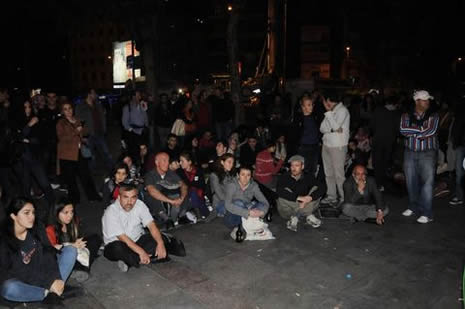 Taksim Meydanı trafiğe kapandı galerisi resim 7