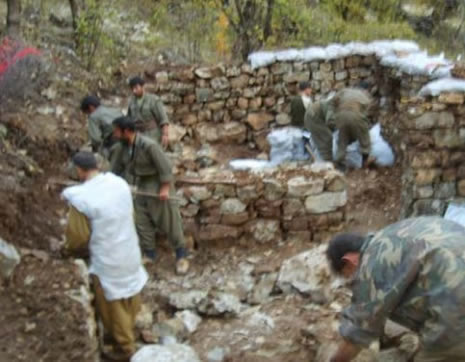 PKK'lının üzerinden çıkan fotoğraflar galerisi resim 10