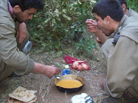 PKK'lının üzerinden çıkan fotoğraflar galerisi resim 16