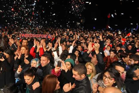 Yeni yıla böyle girdik galerisi resim 6