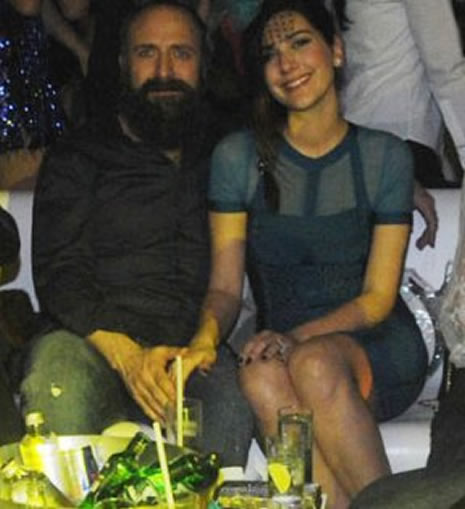 Halit Ergenç yeni yıla böyle girdi  galerisi resim 3