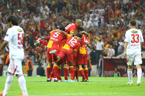 ŞAMPİYON GALATASARAY galerisi resim 8