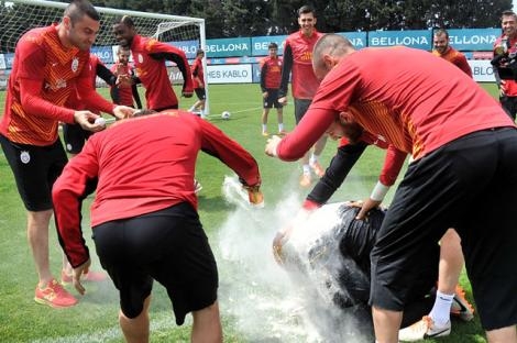 Taffarel'e bomba kutlama!.. galerisi resim 2