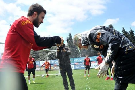 Taffarel'e bomba kutlama!.. galerisi resim 6