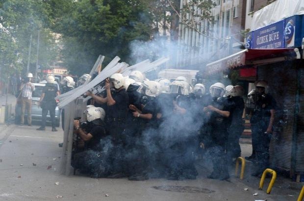 Kızılay'da 'Soma' eylemine polis müdahale etti galerisi resim 36