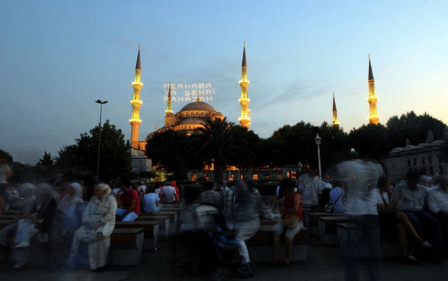 Geçmişten günümüze en ilginç mahyalar galerisi resim 10