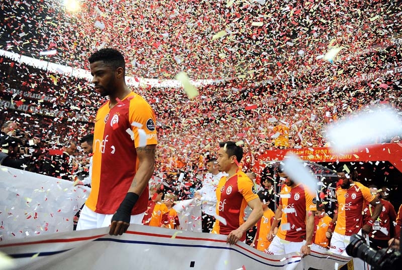 Galatasaray-Beşiktaş derbisinden ilginç kareler galerisi resim 20