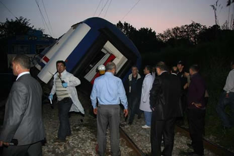 Kocaeli'de tren kazası: 4'ü ağır 32 yaralı galerisi resim 3