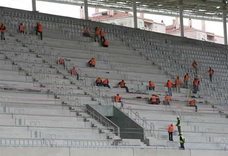 Galatasaraylı futbolcular stada hayran galerisi resim 10