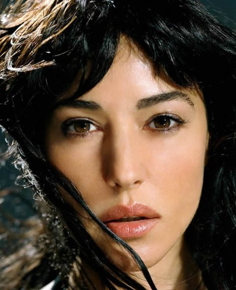 Monica Bellucci vücuduna âşık  galerisi resim 22