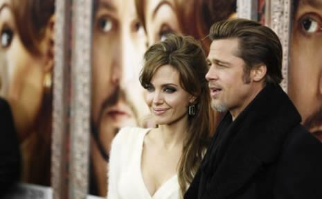 Angelina ve Brad, The Tourist galasında  galerisi resim 19