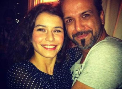 Beren Saat yılbaşını böyle kutladı galerisi resim 8