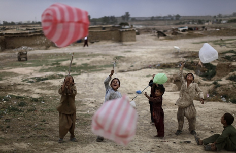 Pakistan'da herşeye rağmen çocuk olmak galerisi resim 24