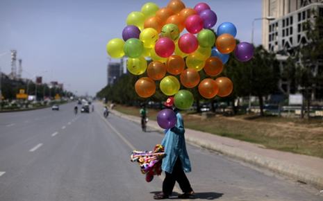 Pakistan'da herşeye rağmen çocuk olmak galerisi resim 4