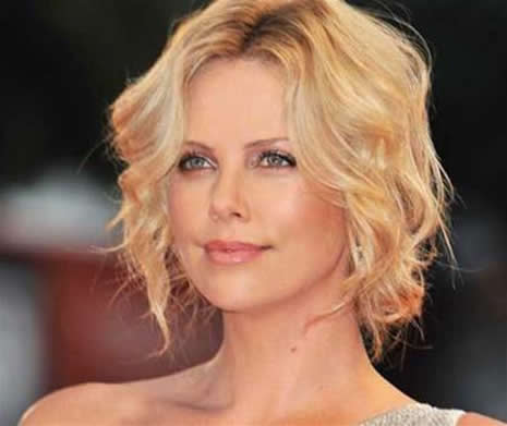 Güzelliğin Yeni Tanımı: Charlize Teron galerisi resim 5