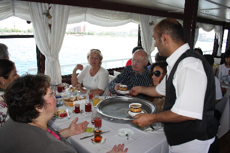 Dünya denizcileri boğazda serinledi galerisi resim 6