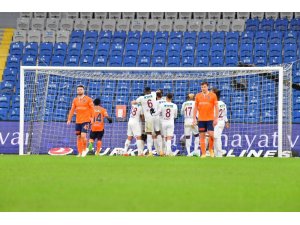 Başakşehir, tarihinde ilk kez 5 gol yedi