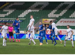 Süper Lig: Çaykur Rizespor: 0 - Kasımpaşa: 0 (İlk yarı)