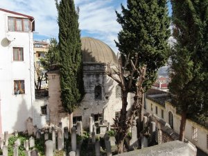 Cârullah Veliyyüddîn Efendi kabri kaderine terk edildi