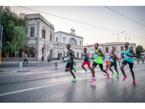 Maratonİzmir heyecanı büyüyor