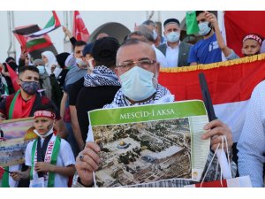 İsrail’in Mescid-i Aksa’ya ve Filistin’e saldırıları Mersin’de protesto edildi