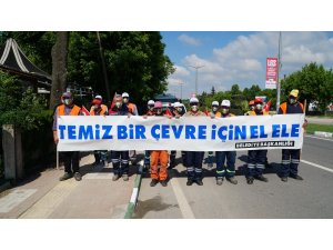 Temiz bir çevre için el ele