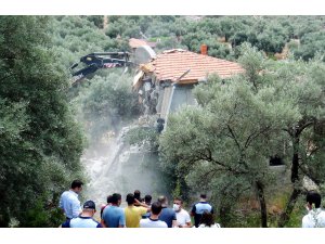 Akbük koyunda yıkımlar tekrar başladı