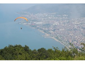 Yamaç paraşütü tutkunları Ordu’yu mesken tuttu