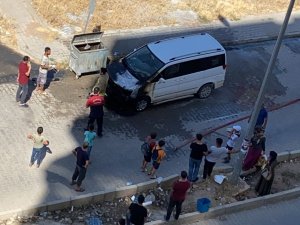 Mardin’de seyir halindeki araç alev aldı