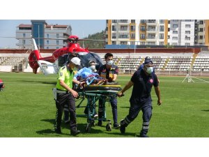 Tokat’ta ağır yaralanan kadın ambulans helikopterle hastaneye yetişildi