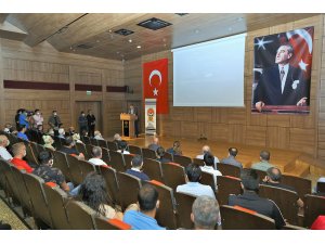 Futbol camiası, Mehmet Hayri Özkeçeci’yi andı