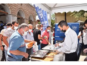 Büyükşehir’den aşure ikramı