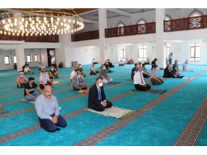 Amasya Üniversitesi İlahiyat Fakültesi Camii ibadete açıldı