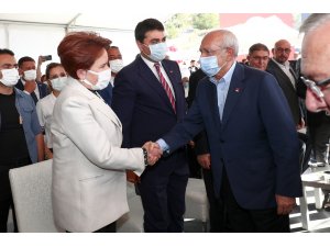 Kemal Kılıçdaroğlu ve Meral Akşener, Mamak’ta 106 projenin açılışı ve temel atma töreni için bir araya geldi