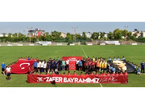 Zafer Bayramı’nı futbol turnuvası ile kutladılar