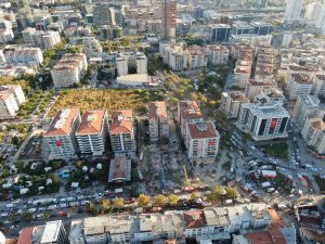 İzmir depreminde 36 kişinin öldüğü binanın mimarı imzayı formalite için atmış