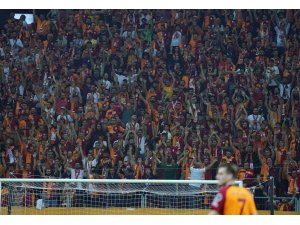 Galatasaray, Nef Stadyumu’nda oynadığı maçlardaki taraftar sayılarını açıkladı