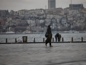 İstanbullular dikkat! Hava sıcaklığı bir günde 10 derece düşecek