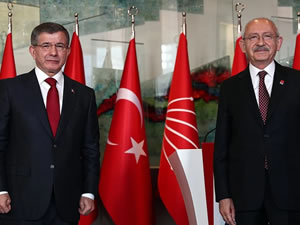 Davutoğlu'ndan Kılıçdaroğlu'nun kampanyasına destek: 50 bin lira bağışladı