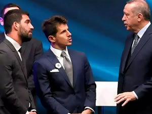 Dolandırılan Emre Belözoğlu ve Arda Turan, Erdoğan'dan yardım istedi: Bu çocukların parası ödensin