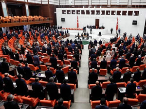 TBMM yeni döneme hazır: 16 parti mecliste