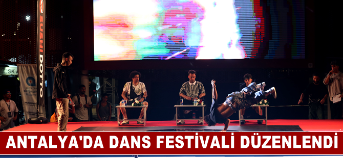 Antalya'da dans festivali düzenlendi