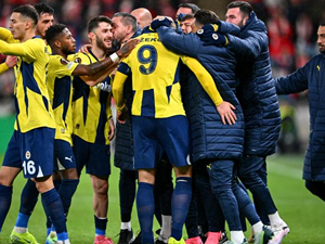 Fenerbahçe Prag'dan 3 puanla dönüyor