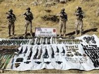 11 ilde PKK'ya operasyon: Çok sayıda patlayıcı ve mühimmat ele geçirildi