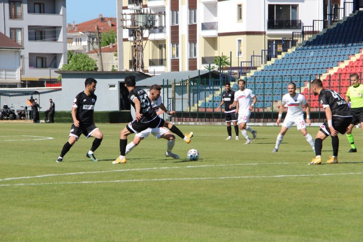 3. Lig Play-Off: Düzcespor: 0 - 68 Aksaray Belediyespor: 3