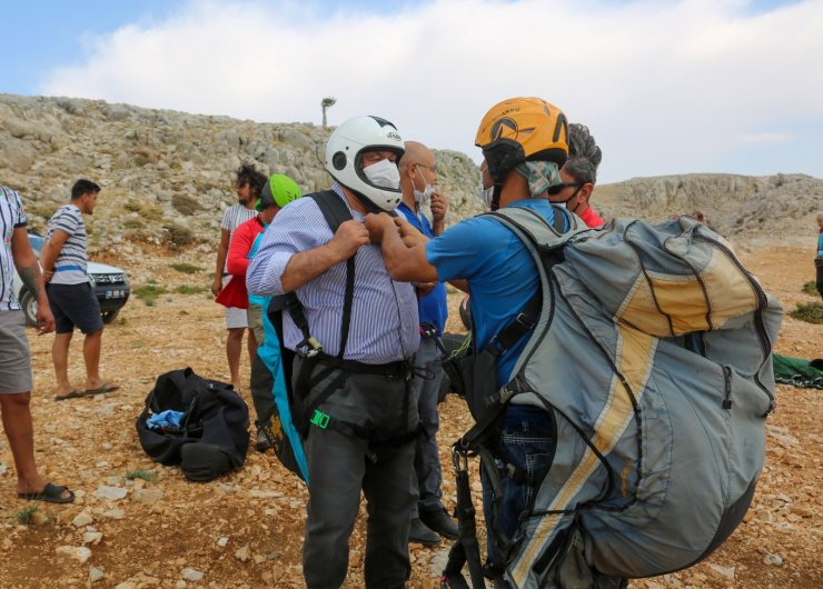 Erdemli’de yamaç paraşütü merkezi yapılıyor