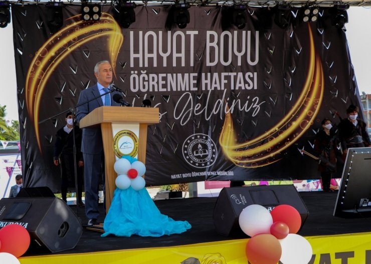 Mersin’de ’Hayat Boyu Öğretme Haftası’ törenle başladı